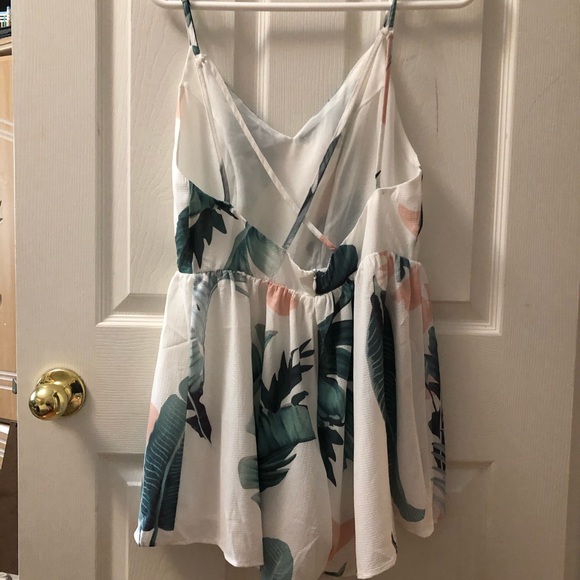 Cute summer floral romper - Picture 3 of 5